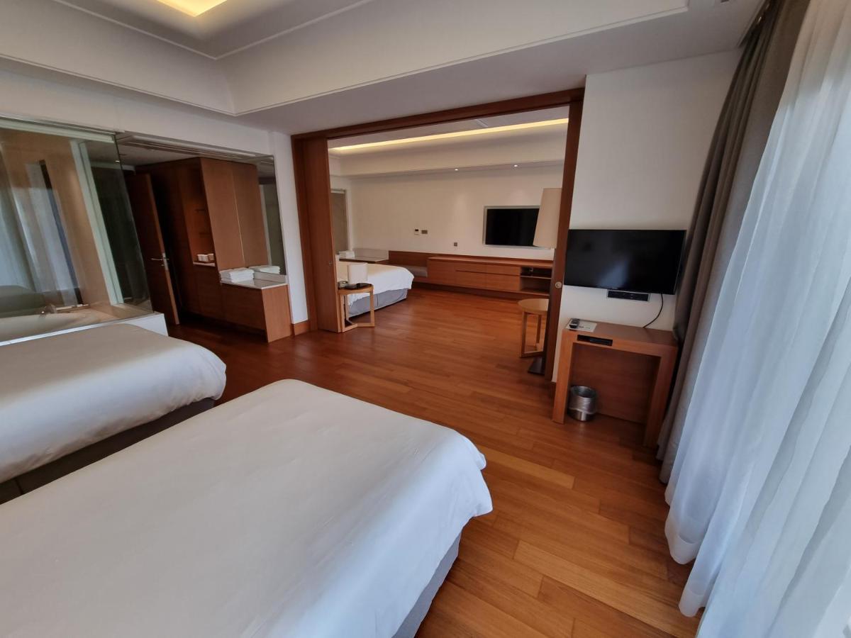 Pinegrove Hotel Gimhae Ngoại thất bức ảnh